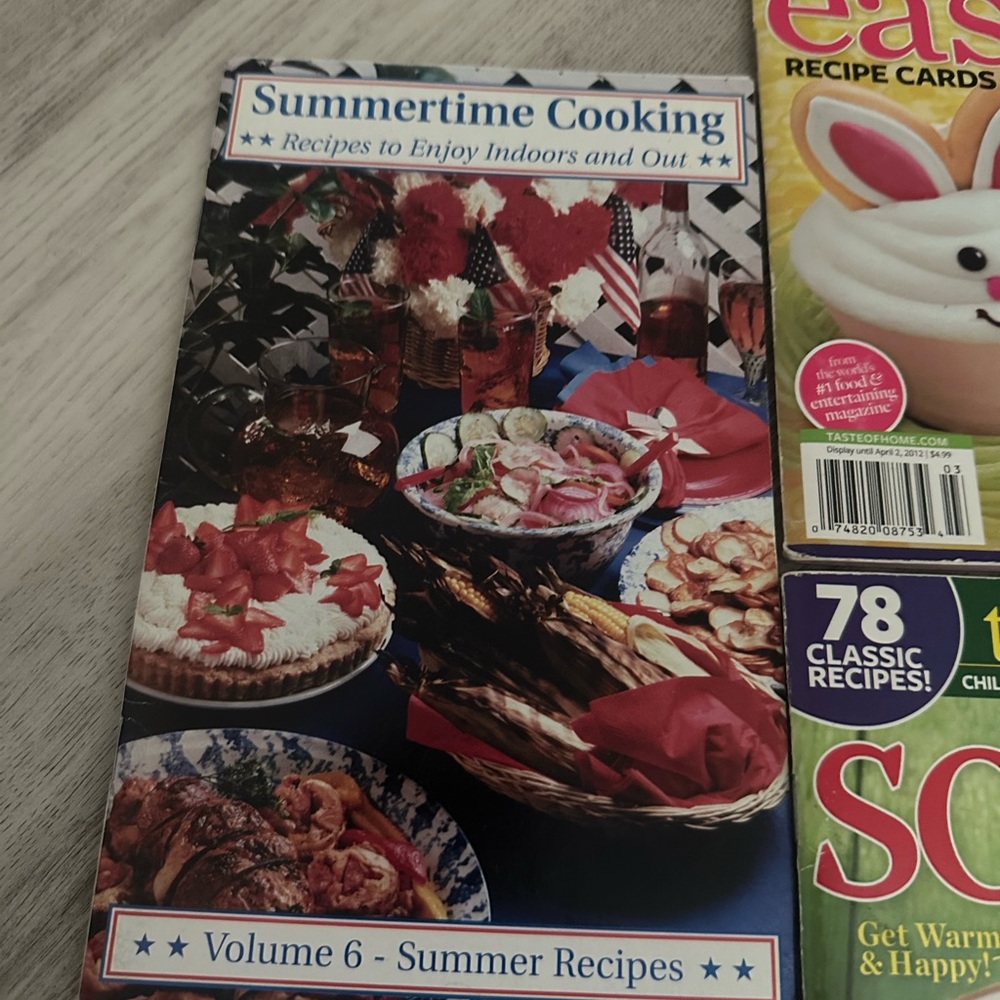 Kitchen Cookbook bundle - Picture 2 of 6